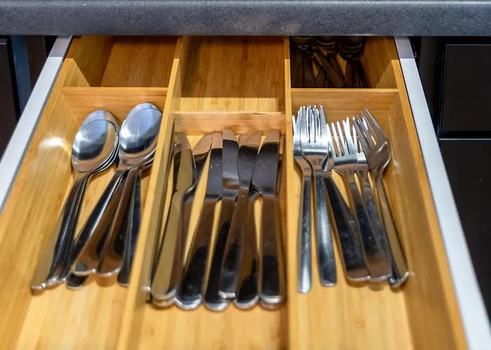 Appartement Botanica Deluxe With Balcony & Ac - Properunit