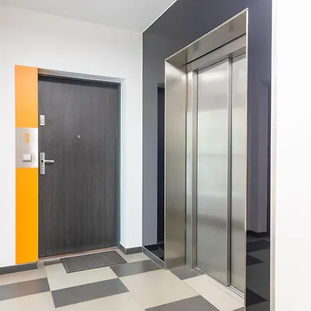 Daire Botanica Deluxe With Balcony & Ac - Properunit Wroclaw