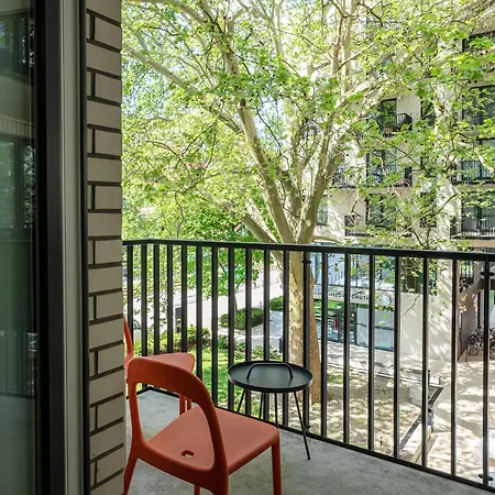 Daire Botanica Deluxe With Balcony & Ac - Properunit Wroclaw